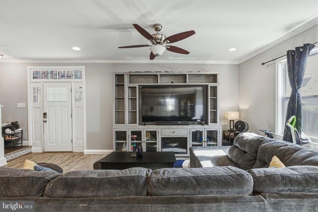 3807 FRANKFORD AVE, Baltimore, MD 21206