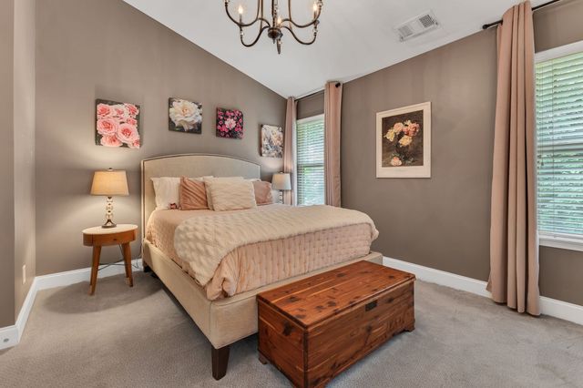 1077 Woodbury Falls Dr, Nashville, TN 37221