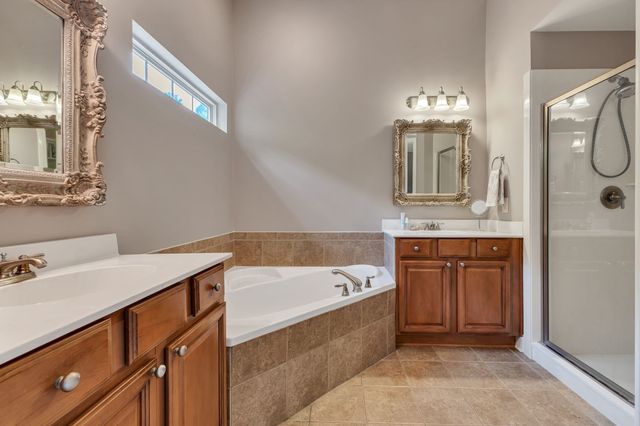1077 Woodbury Falls Dr, Nashville, TN 37221