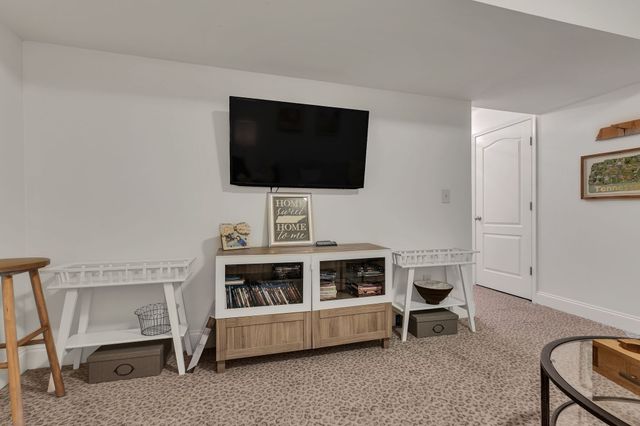 1077 Woodbury Falls Dr, Nashville, TN 37221