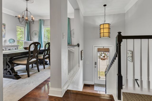 1077 Woodbury Falls Dr, Nashville, TN 37221