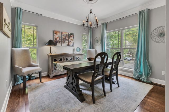 1077 Woodbury Falls Dr, Nashville, TN 37221