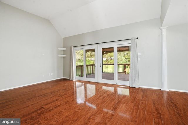2807 WESTGATE DR, Easton, PA 18040