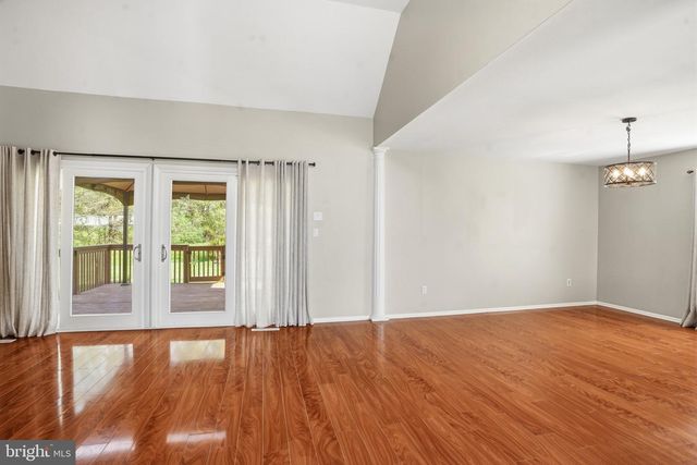 2807 WESTGATE DR, Easton, PA 18040