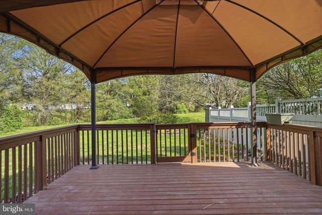 2807 WESTGATE DR, Easton, PA 18040