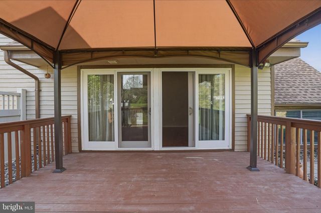 2807 WESTGATE DR, Easton, PA 18040