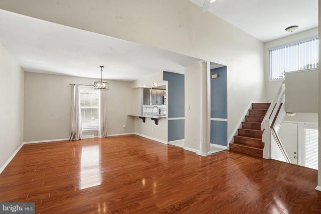 2807 WESTGATE DR, Easton, PA 18040