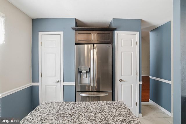2807 WESTGATE DR, Easton, PA 18040