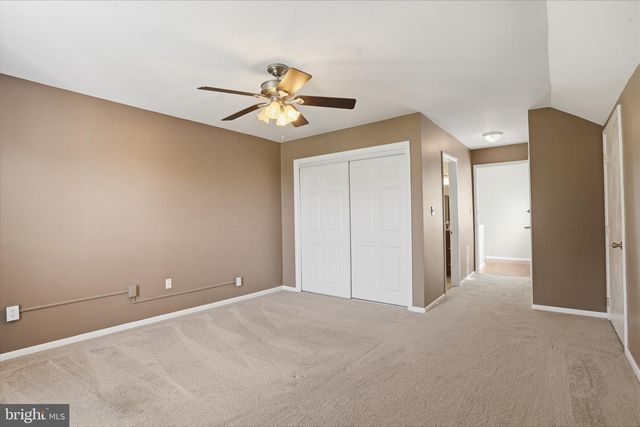 2807 WESTGATE DR, Easton, PA 18040