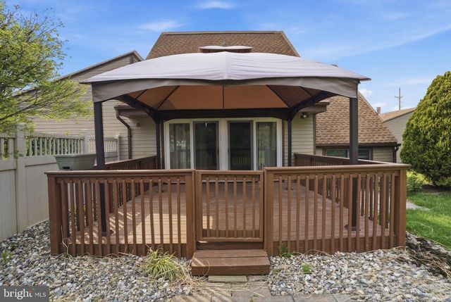 2807 WESTGATE DR, Easton, PA 18040