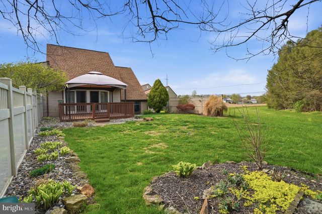 2807 WESTGATE DR, Easton, PA 18040
