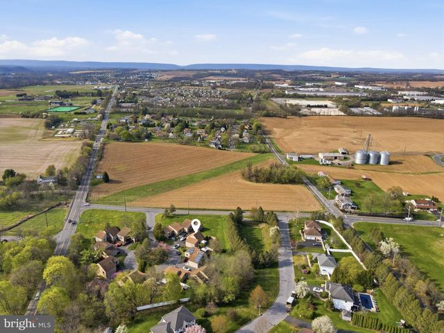 2807 WESTGATE DR, Easton, PA 18040