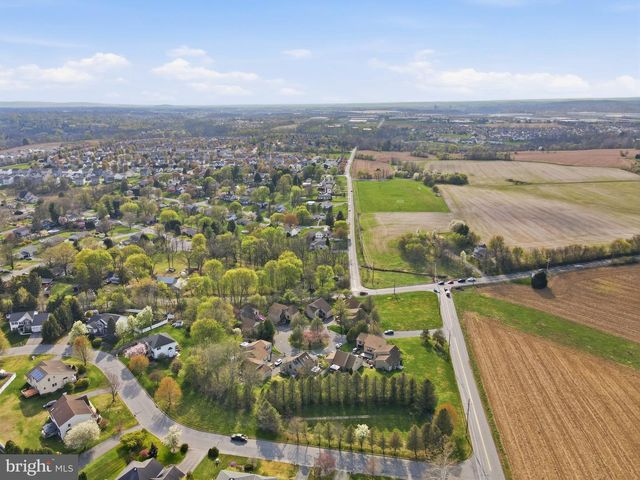 2807 WESTGATE DR, Easton, PA 18040