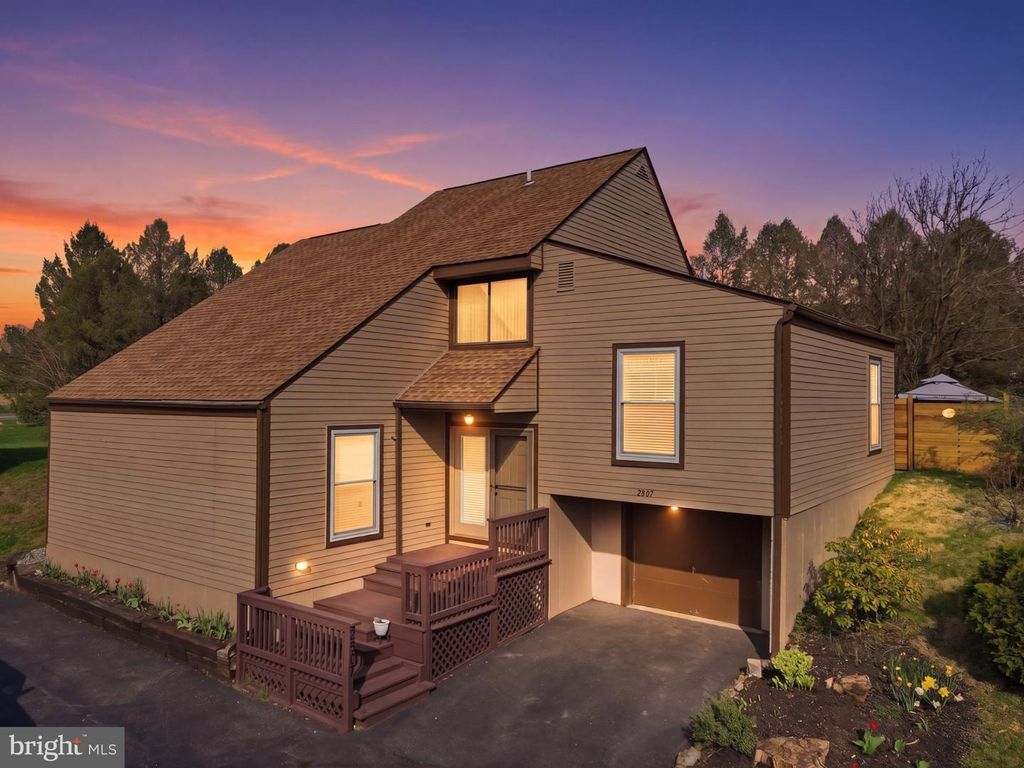 2807 WESTGATE DR, Easton, PA 18040