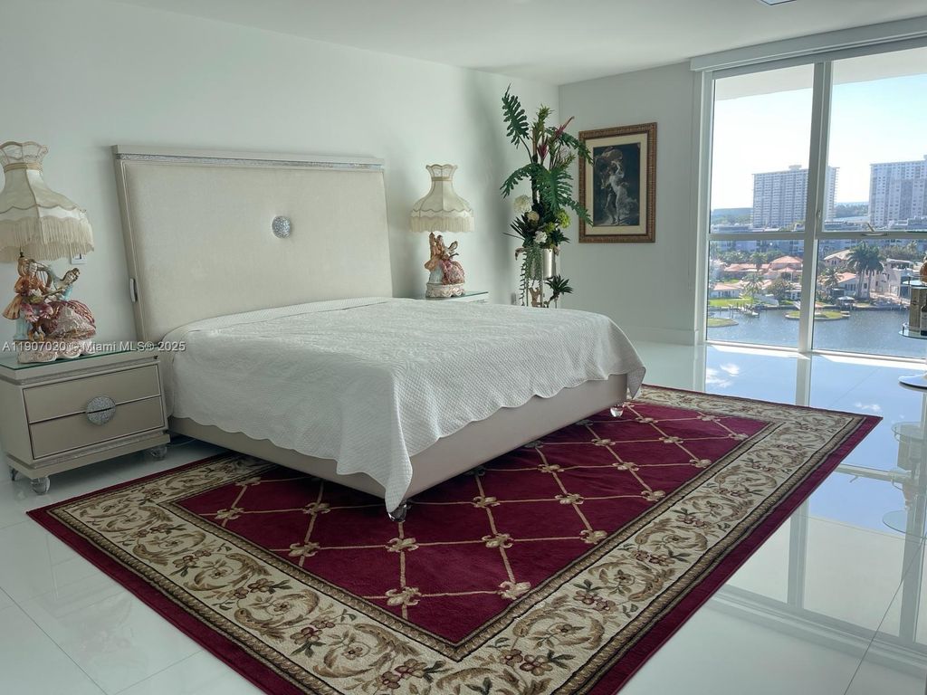 400 Sunny Isles Blvd 906, Sunny Isles Beach, FL 33160