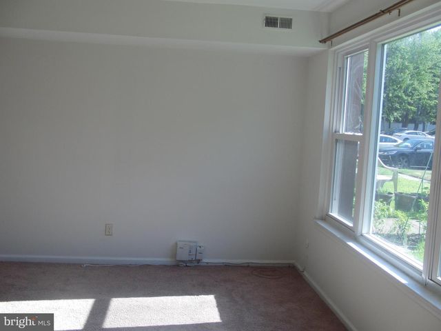 3926 WREXHAM CT, Bensalem, PA 19020