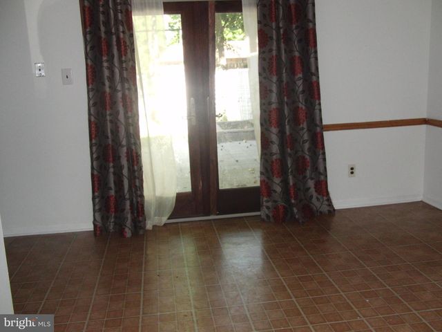 3926 WREXHAM CT, Bensalem, PA 19020