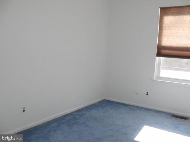 3926 WREXHAM CT, Bensalem, PA 19020