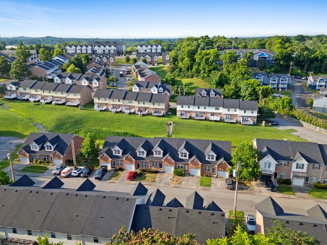 814 Spence Enclave Ln, Nashville, TN 37210