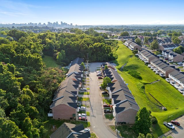 814 Spence Enclave Ln, Nashville, TN 37210