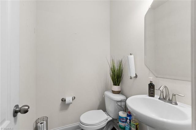 2688 Chari Park Lane, Walkertown, NC 27051