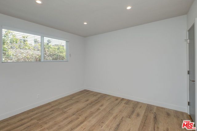 4136 Grand View Boulevard 7, Los Angeles, CA 90066