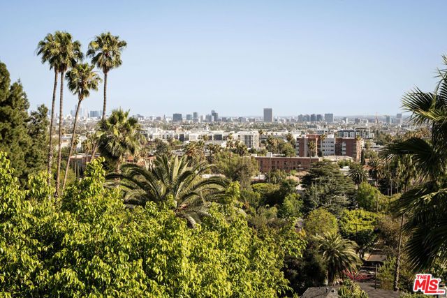 2017 N Gramercy Place, Los Angeles, CA 90068