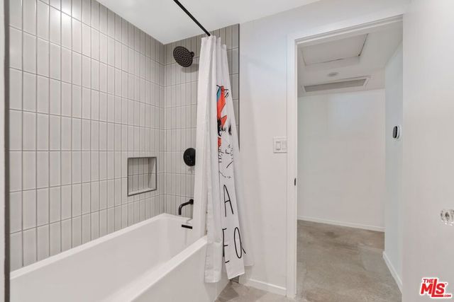 2820 Nichols Canyon Place, Los Angeles, CA 90046