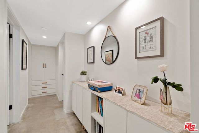 2820 Nichols Canyon Place, Los Angeles, CA 90046