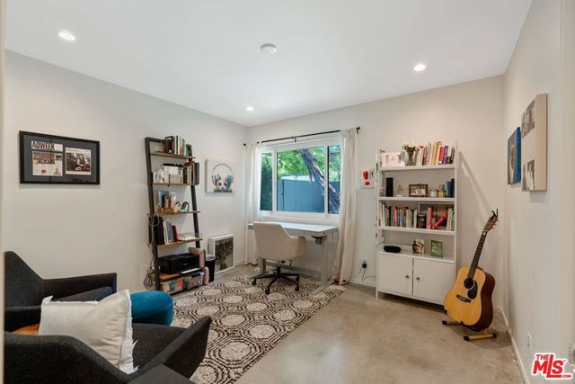 2820 Nichols Canyon Place, Los Angeles, CA 90046