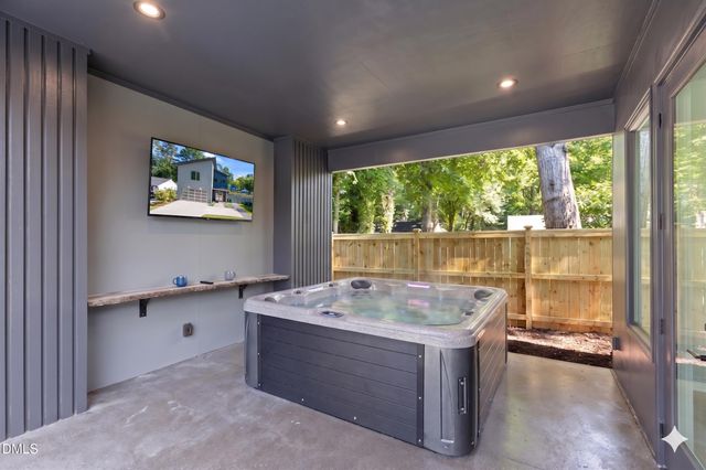 619 Glascock Street, Raleigh, NC 27604