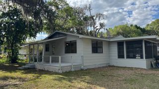 1051 CR 464, Lake Panasoffkee, FL 33538