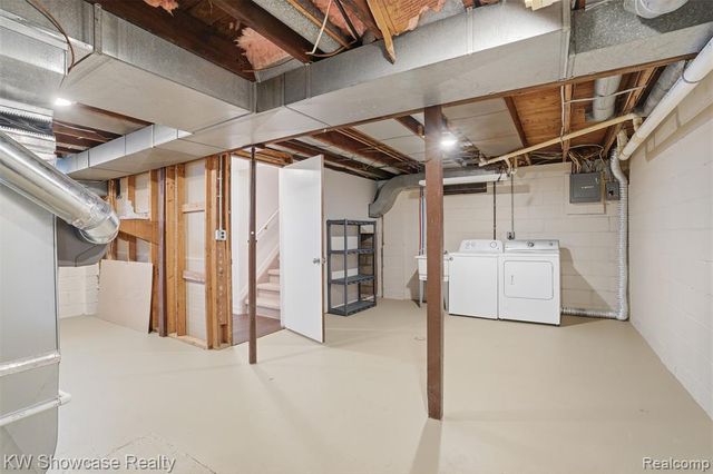 3506 Moberly Drive, Commerce Twp, MI 48382