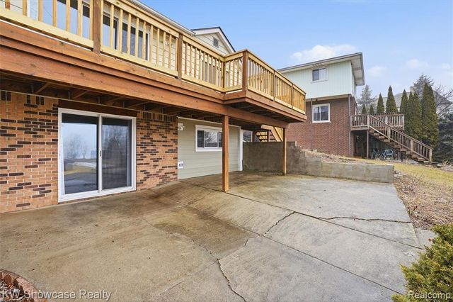 3506 Moberly Drive, Commerce Twp, MI 48382