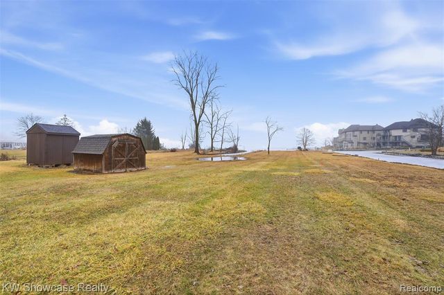 3506 Moberly Drive, Commerce Twp, MI 48382