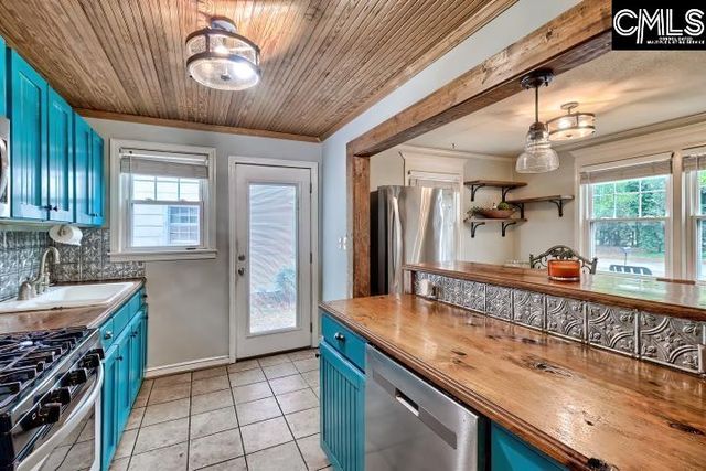 524 Oakland Avenue, Cayce, SC 29033