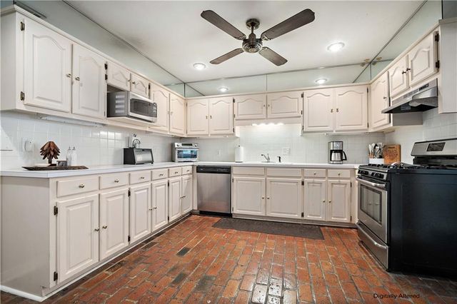 339 Bromley Place, Mobile, AL 36606
