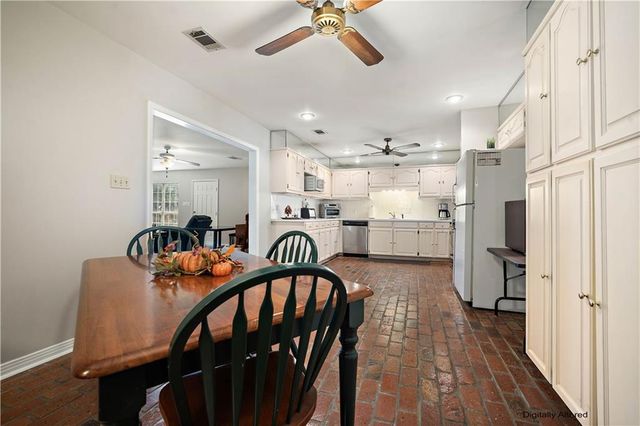 339 Bromley Place, Mobile, AL 36606