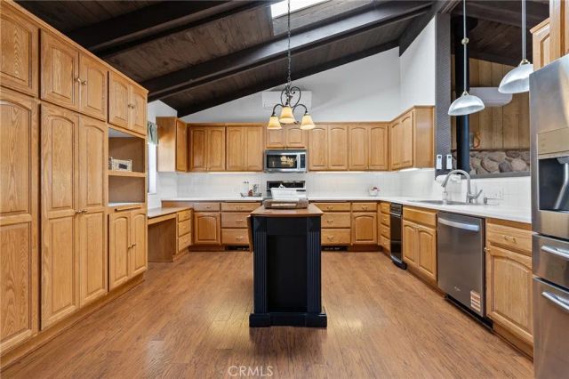 750 Stewart Canyon, Fallbrook, CA 92028