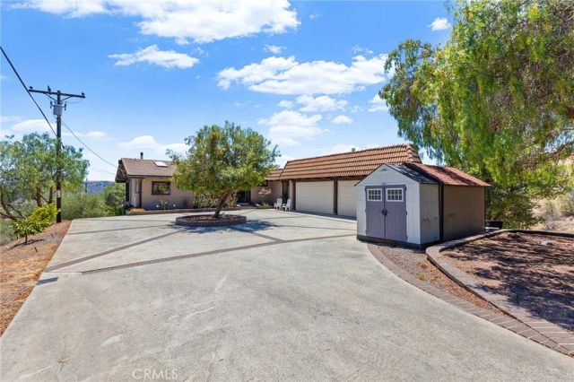 750 Stewart Canyon, Fallbrook, CA 92028