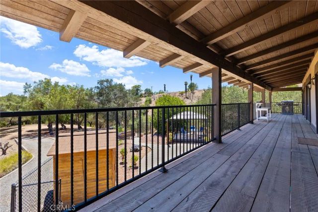 750 Stewart Canyon, Fallbrook, CA 92028