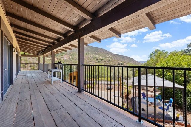 750 Stewart Canyon, Fallbrook, CA 92028