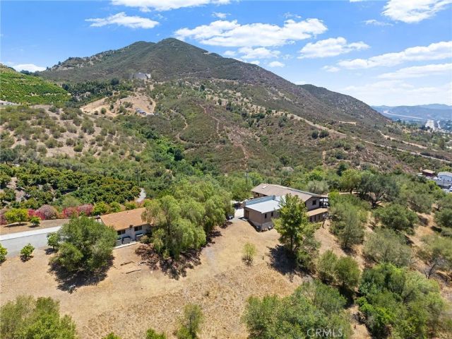 750 Stewart Canyon, Fallbrook, CA 92028