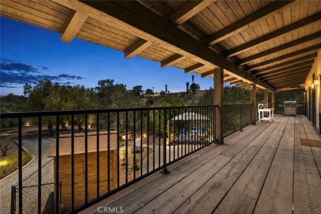 750 Stewart Canyon, Fallbrook, CA 92028