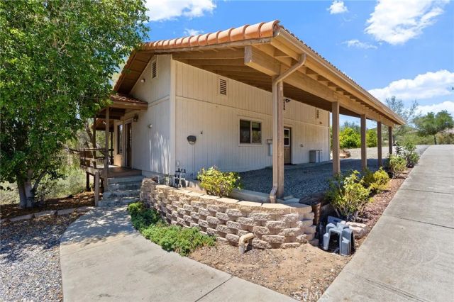 750 Stewart Canyon, Fallbrook, CA 92028