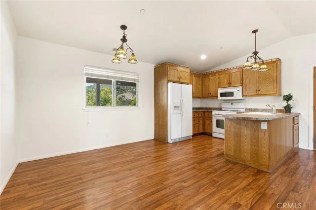 750 Stewart Canyon, Fallbrook, CA 92028