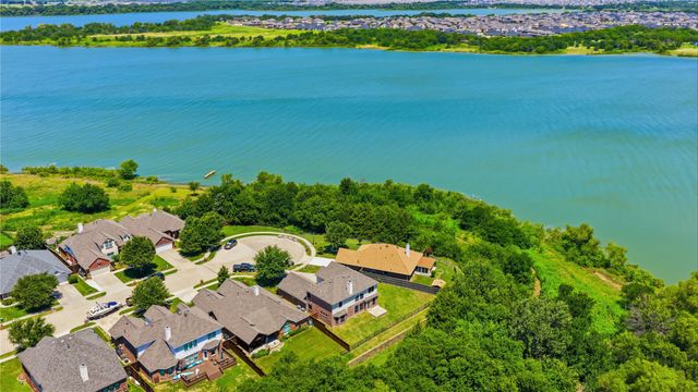 2981 Cattle Baron Drive, Little Elm, TX 75068