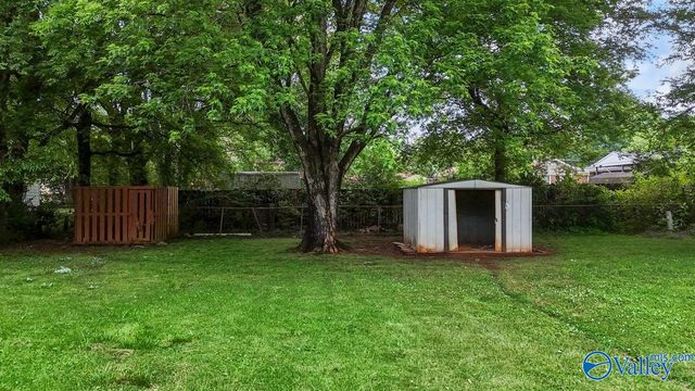 2502 Redmont Road NW, Huntsville, AL 35810