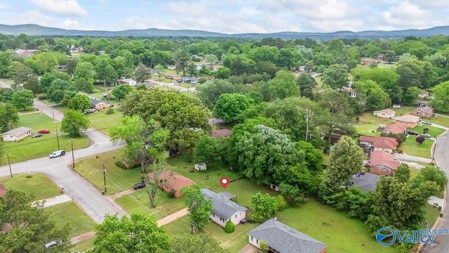 2502 Redmont Road NW, Huntsville, AL 35810
