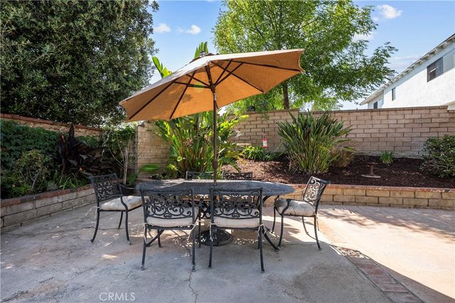 22926 Frisca Drive, Valencia, CA 91354